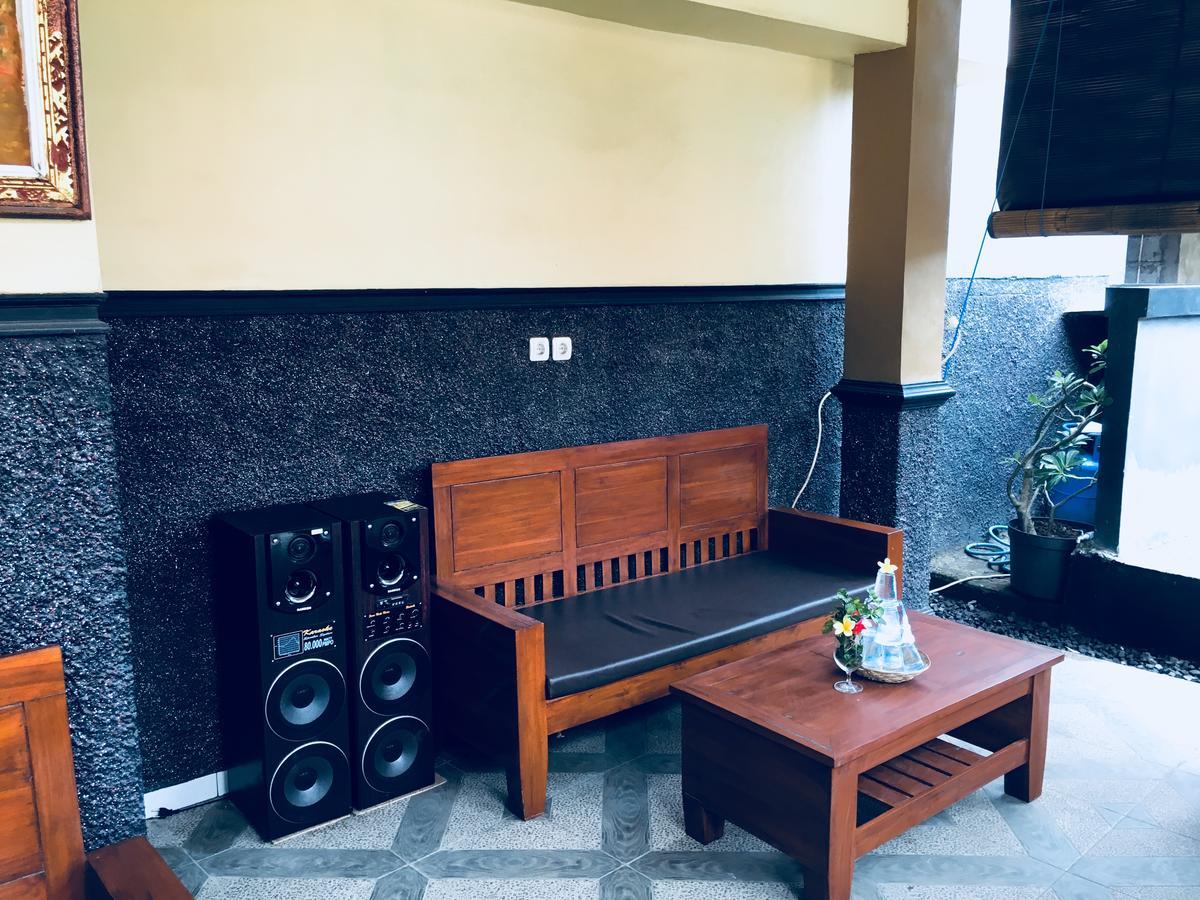 Yudhist Guest House نوسا ليمبونغان المظهر الخارجي الصورة