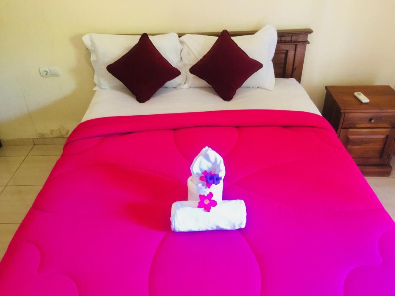 Yudhist Guest House نوسا ليمبونغان المظهر الخارجي الصورة